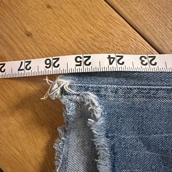 Abercrombie & Fitch mom Jean 27/4 buttonfly distressed medium wash - Picture 4 of 10